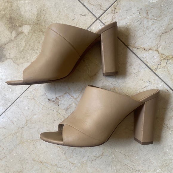 Vince Tan Leather Block Heel Slides - Picture 3 of 9